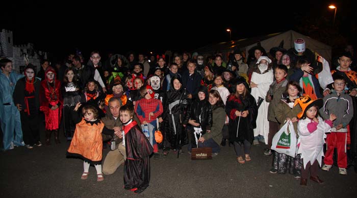 halloween-parade-beez-2009-01