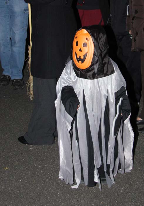 halloween-parade-beez-2009-12