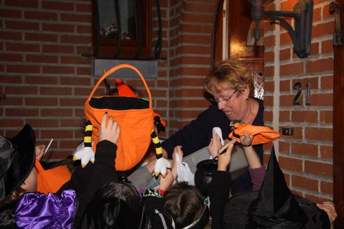 halloween-parade-beez-2009-17