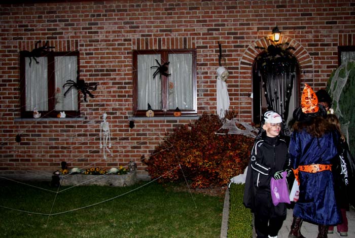 halloween-parade-beez-2009-21